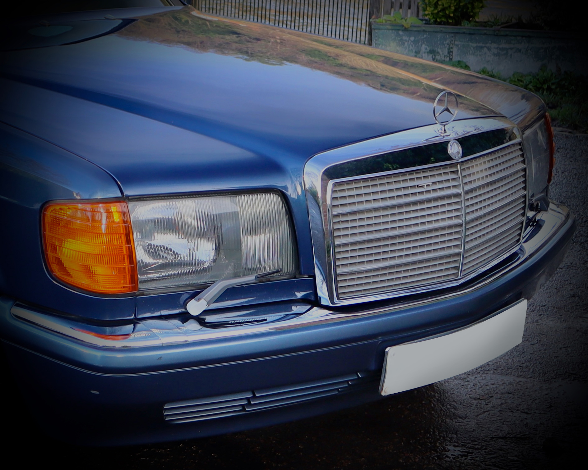 Classic_mercedes-1_MF.jpg