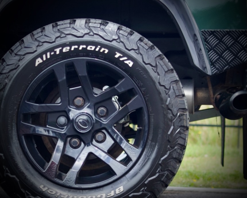 LandRover_Brakes-1.jpeg