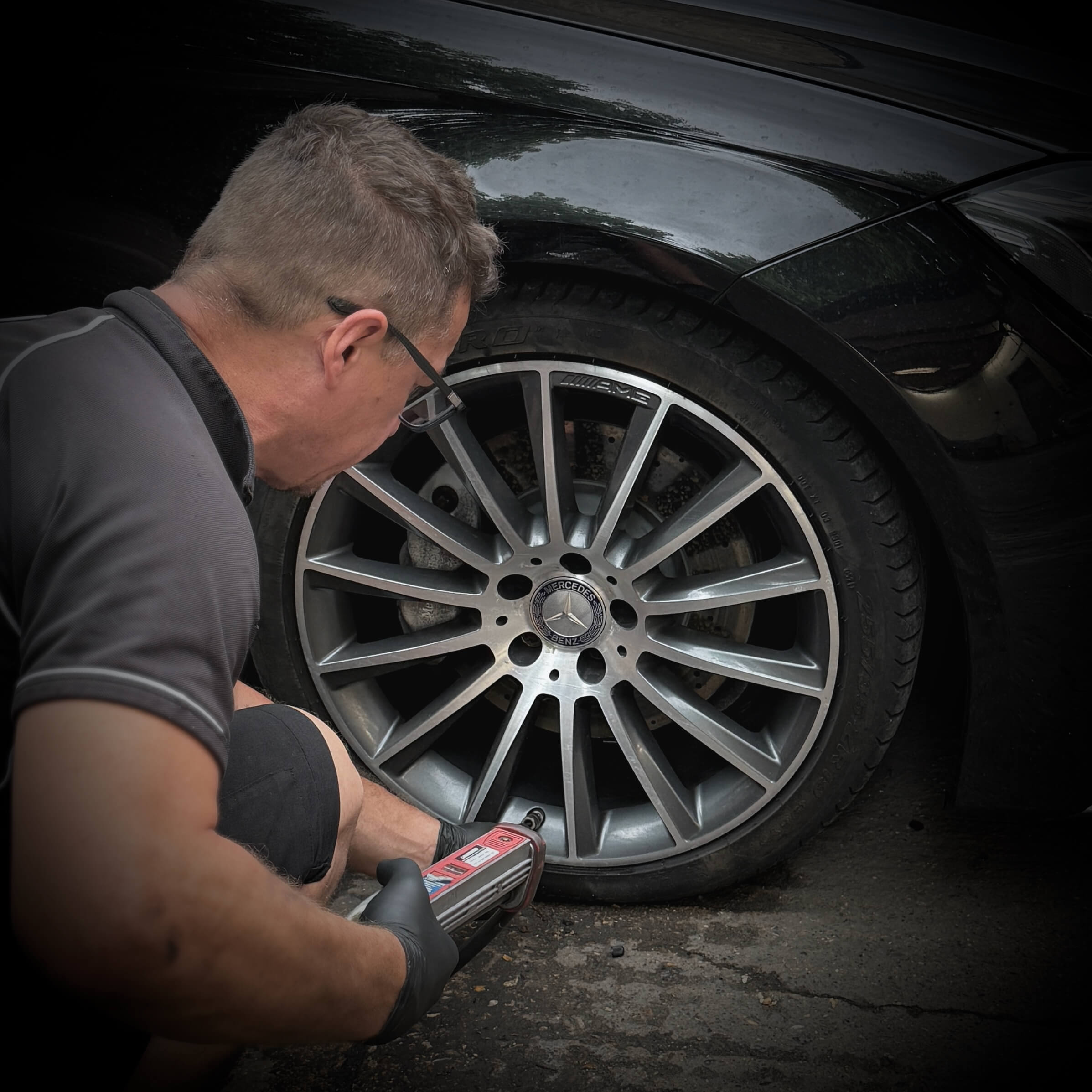 Mercedes_tyres-1-1.jpeg